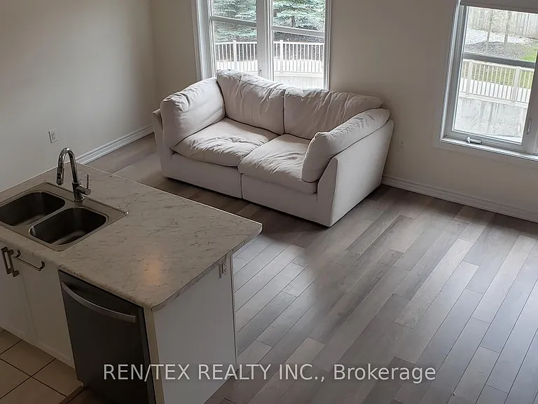 3865 Major Mackenzie Dr W #211 — Photo 7