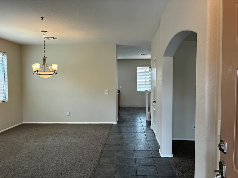 2217 W Steed Rdg — Photo 4