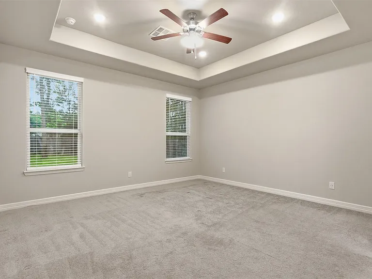 119 Buttonwood Ct — Photo 17
