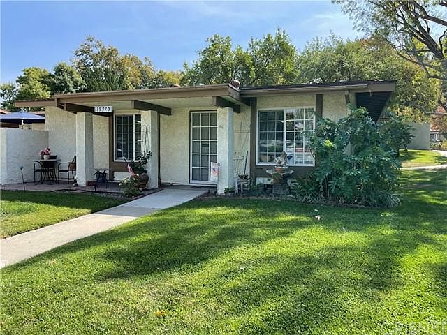 1st image of 19370 Avenue Of The Oaks
