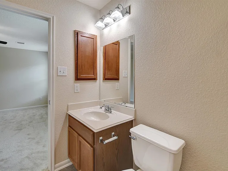 3131 Beacon Grove St — Photo 22
