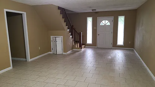 511 Ponderosa Dr Photo 1