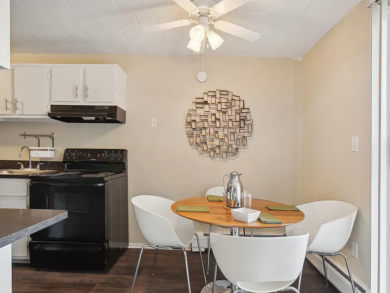 Sky Gate Apartments — Photo 3