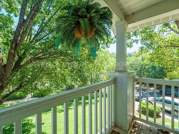 4th image of 11339 Dundarrach Ln