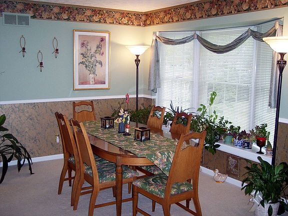 Bay window, Dining Area