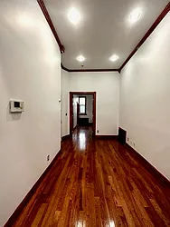 Rented by Apple Exclusive Realty Inc