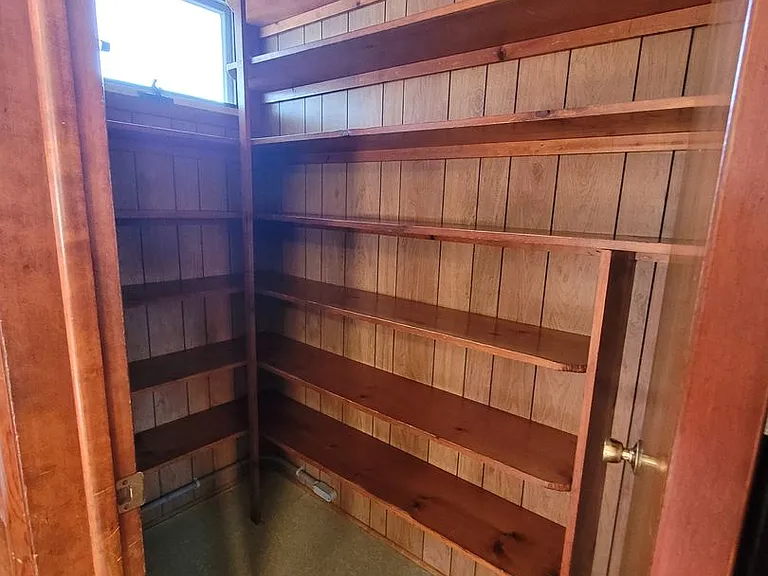 331 Newport Rd — Photo 5
