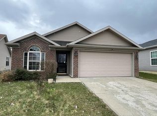 1949 Millbank Rd, Lexington, KY 40511