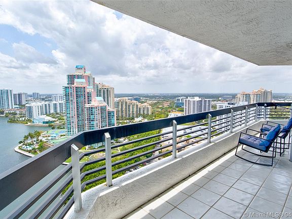 5th image of 3530 Mystic Pointe Dr APT 3005