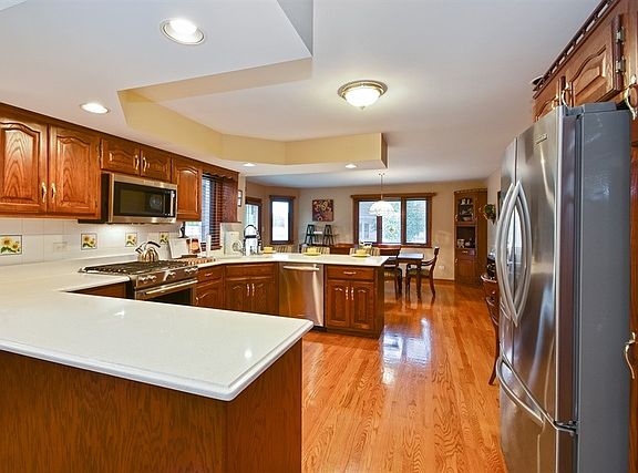 4th image of 7822 Joliet Dr S