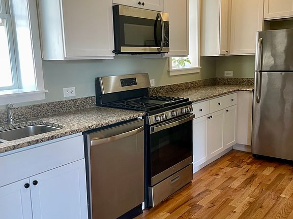 5th image of 1940 Harvey Ave #1