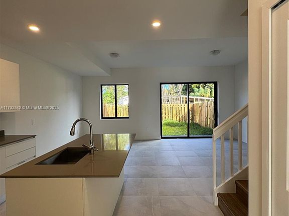 3rd image of 34461 SW 189th Ct