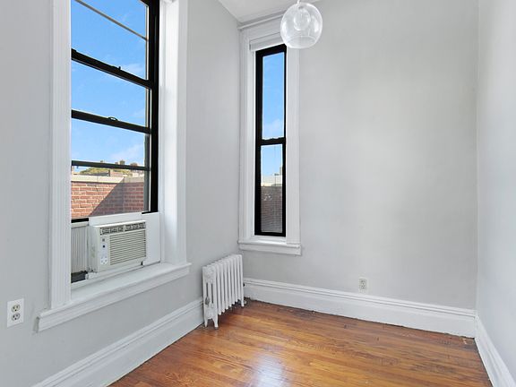 5th image of 23 Grove St APT 5D