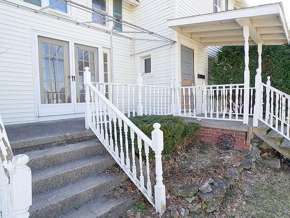 4th image of 24 Eckerson Ave