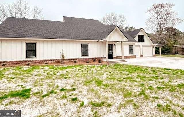 1st image of 806 Mixon Dr