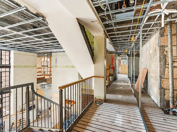 5 Tudor City Place image 18 of 23