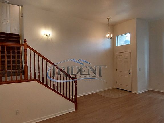 2nd image of 1683 Cobblestone Dr