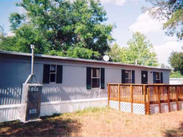 SE 211th Ave — Photo 3