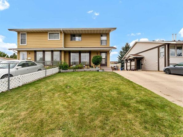 219 Ross Glen Dr SE, Medicine Hat, AB T1B 1N7