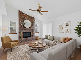 9 Apache Plume Rd, Los Lunas, NM 87031