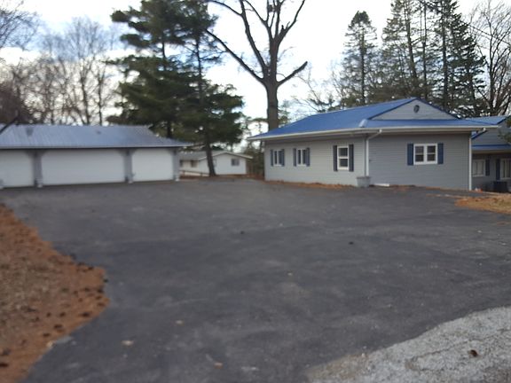 2nd image of 510 Lakeview Ave