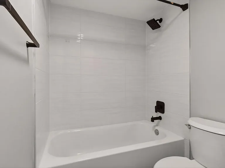 714 Executive Center Dr #13 — Photo 8