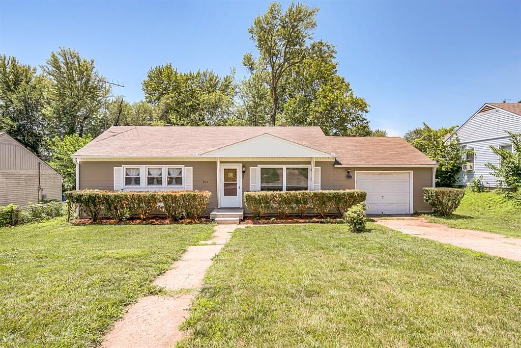 812 N 80th Pl, Kansas City, KS 66112 Zillow