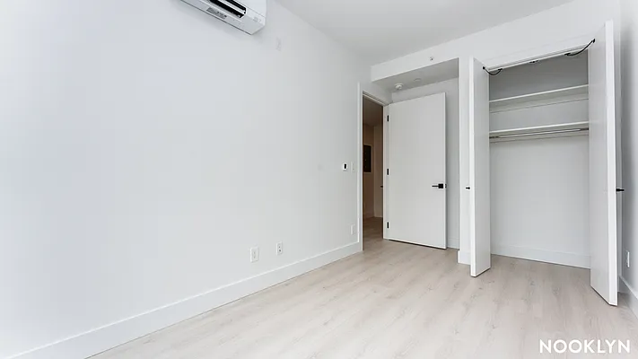 Rented by Nooklyn NYC LLC | media 44