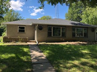 7604 Charlotte St, Kansas City, MO 64131