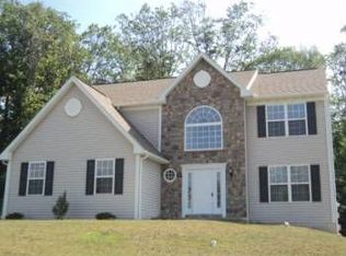 418 Stoney Run Rd, Pottsville, PA 17901