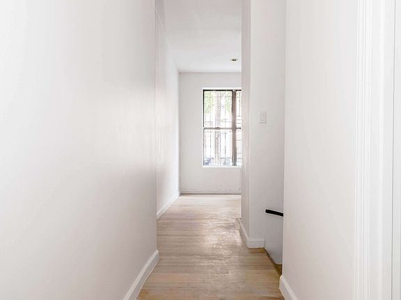 2nd image of 428 W 48th St APT 1EF