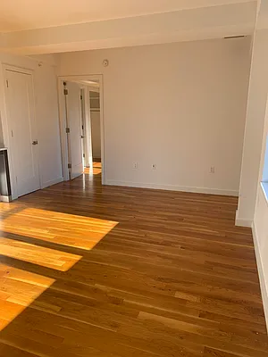 Rented by MLB ESTATES LLC | media 8