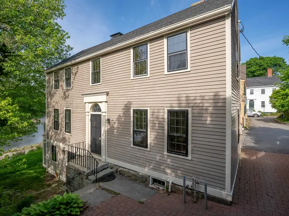 1 Webster Way, Portsmouth, NH 03801