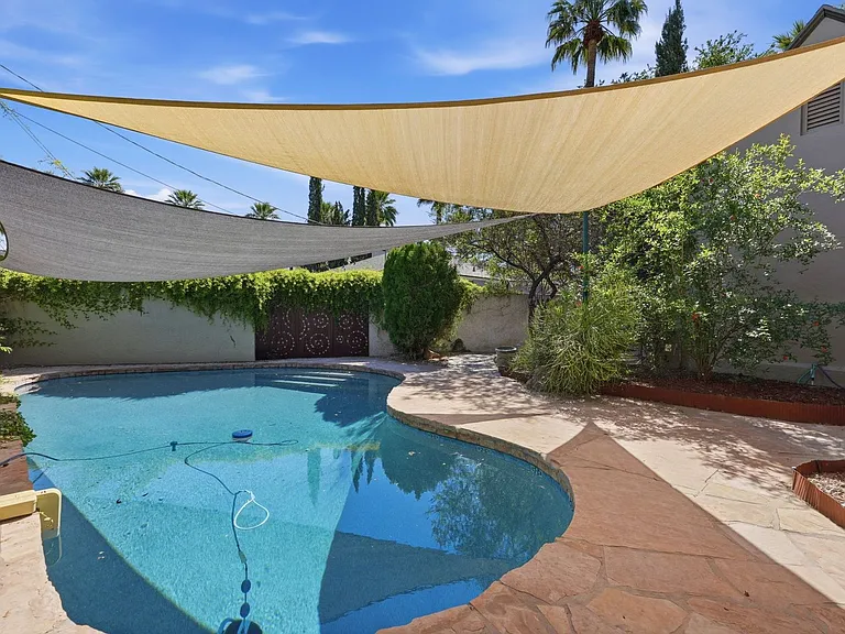 1238 W Coronado Rd — Photo 37