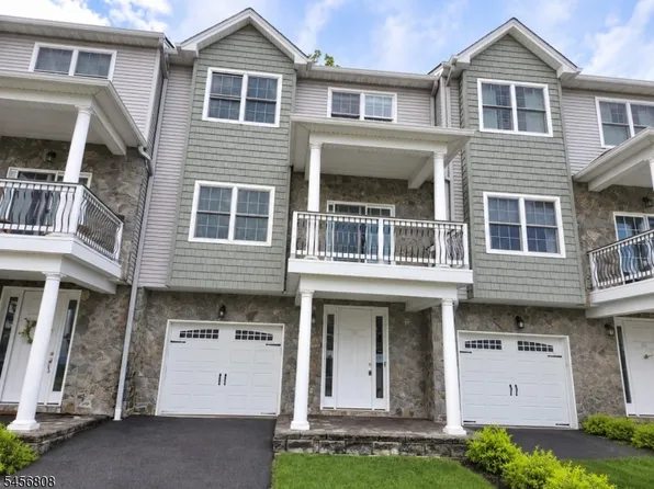 65 Halina Ln, Butler Boro, NJ 07405