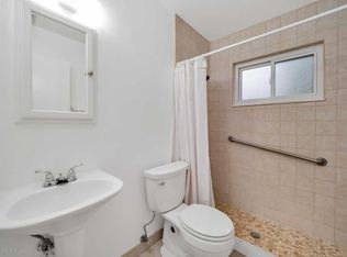 8421 Rockland Dr, Jacksonville, FL 32221