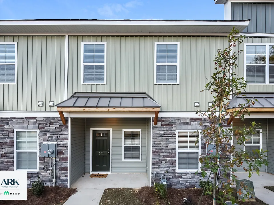 302 High Grove Way