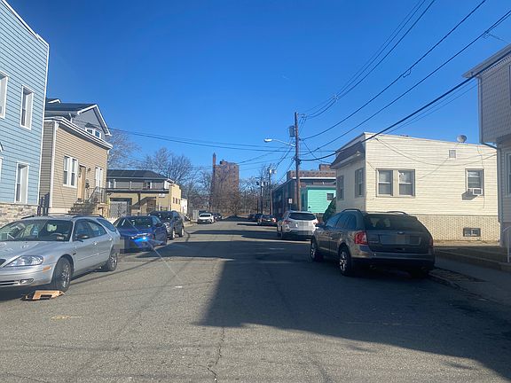 4th image of 8 N 8th St