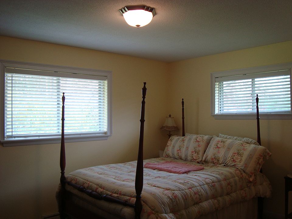 1st image of 114 Daisy Ave