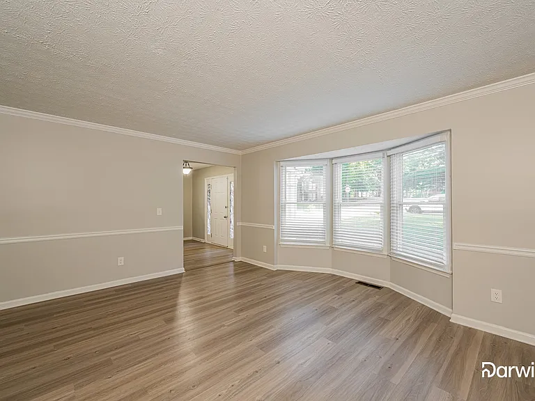745 Mountain Oaks Pkwy — Photo 4