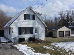 6222 N Kirkville Rd, Kirkville, NY 13082