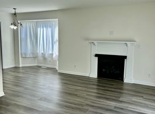 8107 Perry Creek Rd, Raleigh, NC 27616