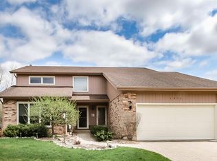 1303 Witney Ln, Buffalo Grove, IL