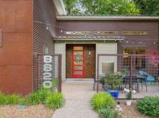 8820 Eustis Ave, Dallas, TX 75218