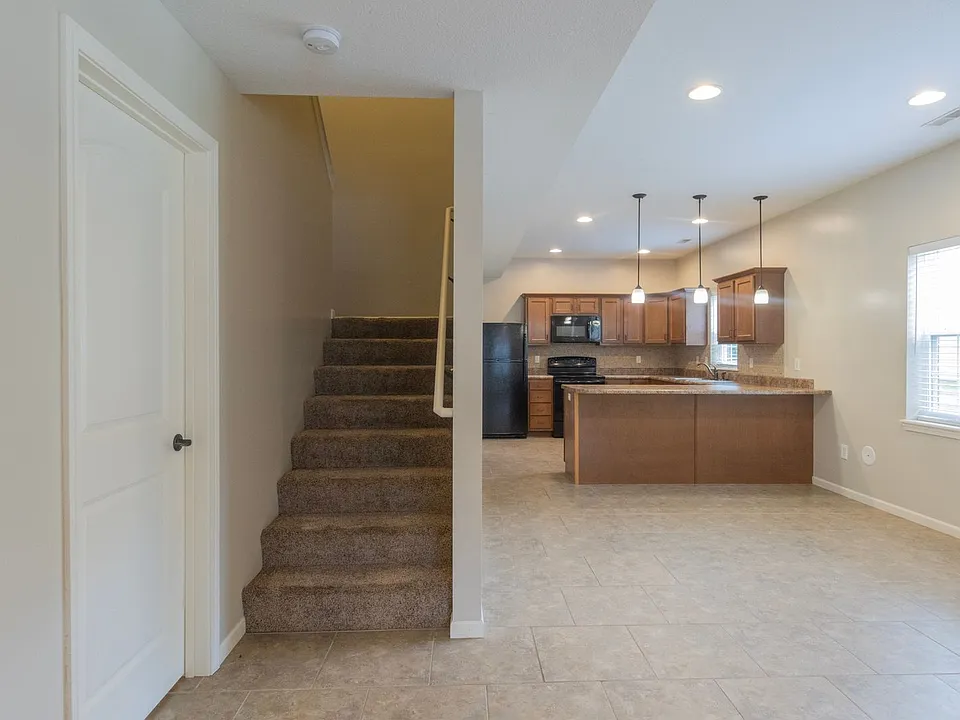 1317 W Broadway
