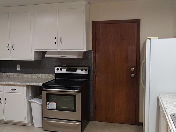 Newer stove and hood