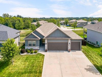 805 Savannah Dr, Greenwood, MO, 64034