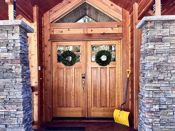 5th image of 126 Robertson Ln