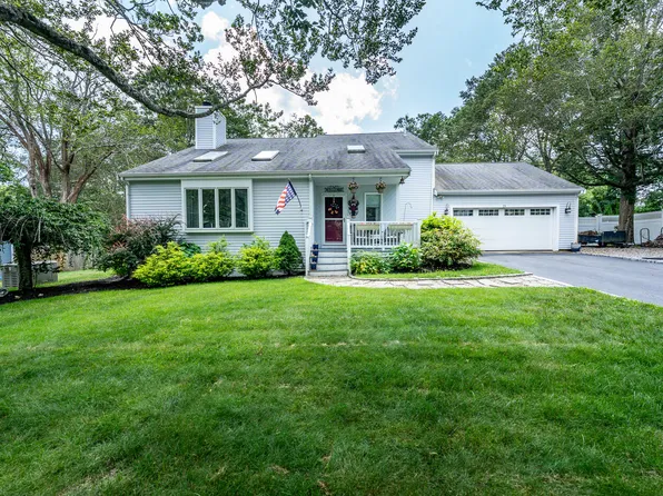 23 Redwood Circle, Mashpee, MA 02649