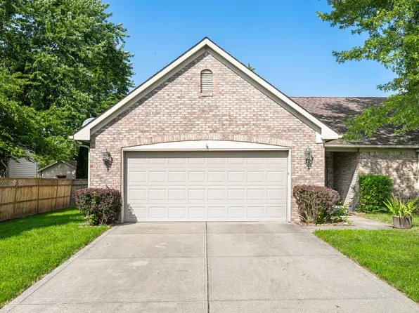 607 S View Ct, Franklin, IN 46131